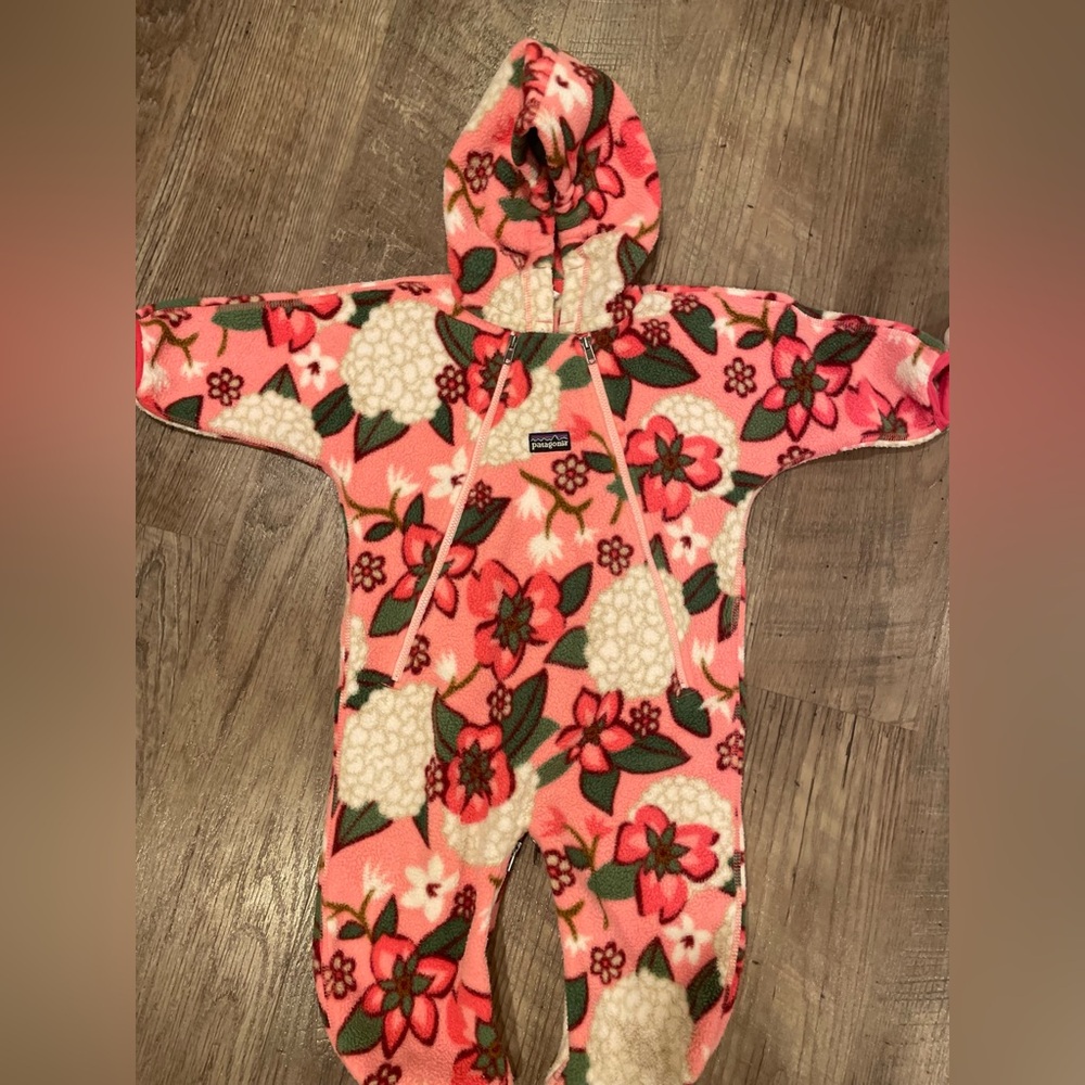 Patagonia Kids Floral Puffer Jacket - Pink and White